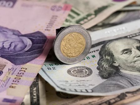 Precio del dólar HOY 18 de agosto 2022 / Shutterstock