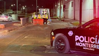La zona fue acordonada por elementos de la Policía y Tránsito de Monterrey. | Foto: Fernanda Pérez