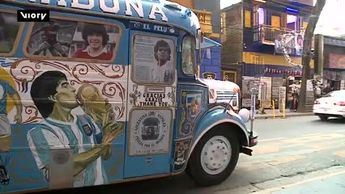 Familia transforma un clásico autobús en un homenaje móvil a Diego Maradona | Viory