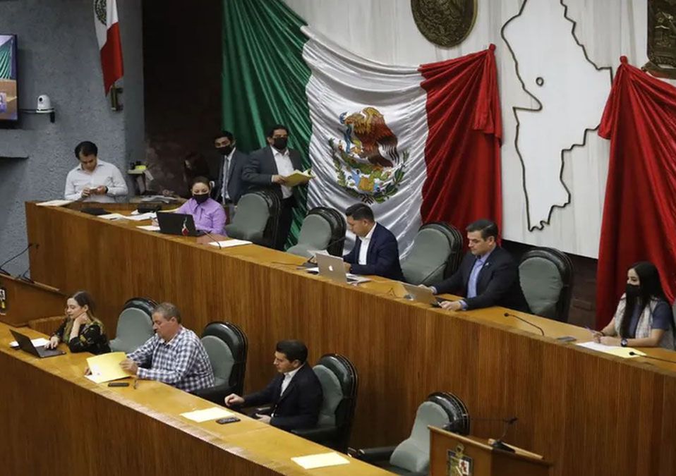 Comisión Anticorrupción aprueba a Julieta Hernández como titular en contraloría de Fiscalía de NL