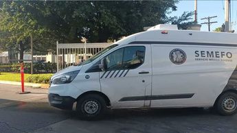 Familiares de fallecidos esperan hasta 5 días para recibir cuerpos ante alta demanda en Semefo de NL