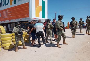 Momento de la detención a cargo de Semar. | Cortesía