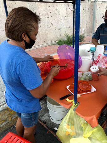 Usuarios en redes sociales comparten frecuentemente fotografías al acudir al puesto de "Don Tosto". | Cortesía