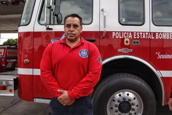 Jorge Mora, jefe de la Estación Central de Bomberos Albino Serrano en Puebla / Melanie Torres