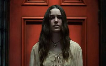 ‘La Maldición de Hill House’ está protagonizada por Michiel Huisman, Carla Gugino, Henry Thomas, Elizabeth Reaser, entre otros | Netflix