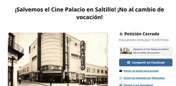 Ciudadanos intentaron detener el cierre del Cine Palacio.