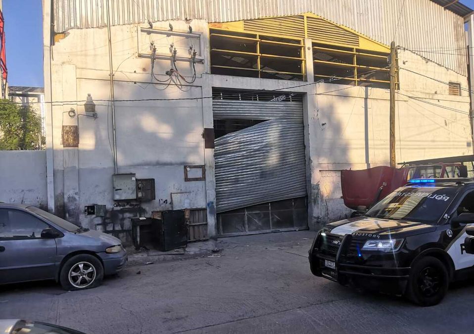 Se registra explosión al interior de un taller de soldadura en Monterrey. / Alexandra Amao