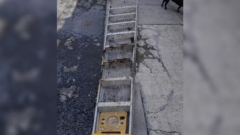 Escalera del maestro que murió en Juárez, Nuevo León | Especial
