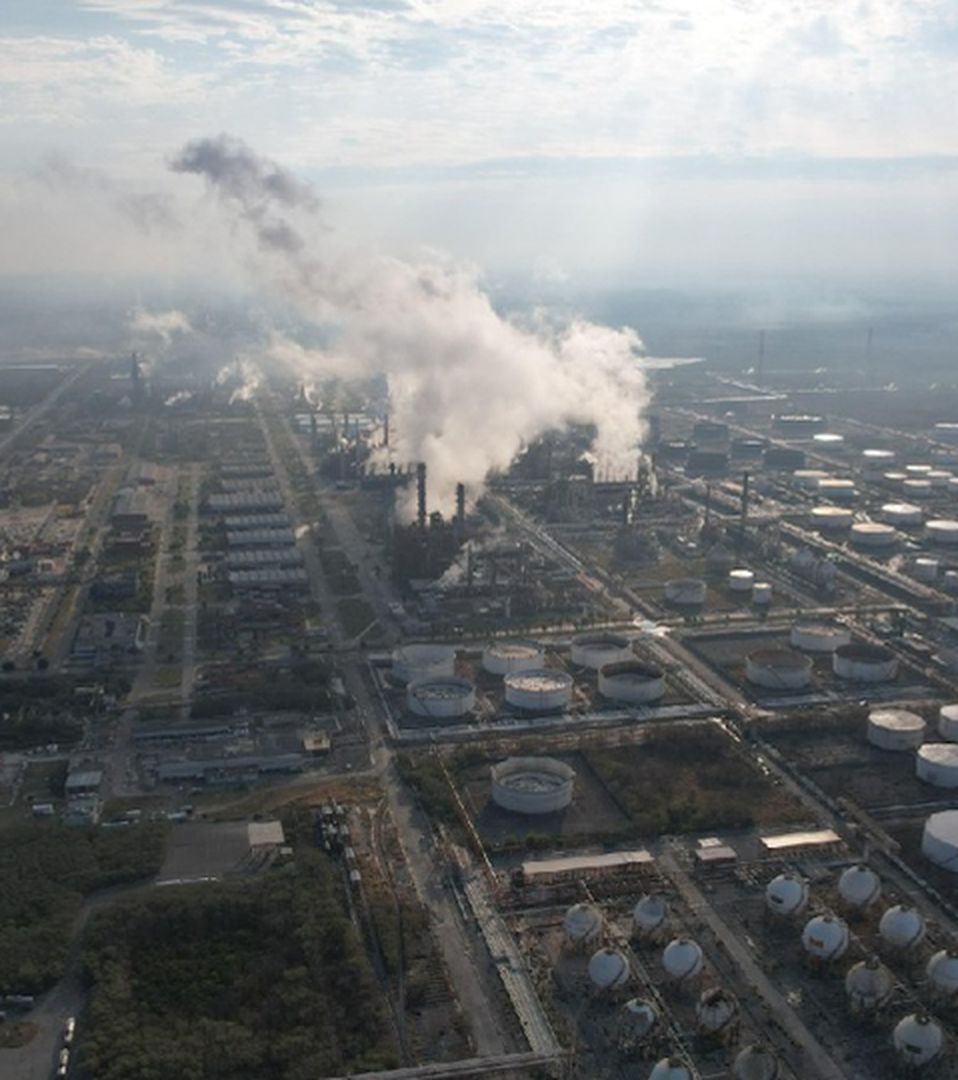 Azufre, arsénico y plomo: Los contaminantes de la refinería de Cadereyta que respiramos en Monterrey