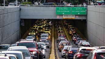 Secretaría de hacienda sostiene que el alza en el refrendo responde a motivos de seguridad vial | Fernando Carranza