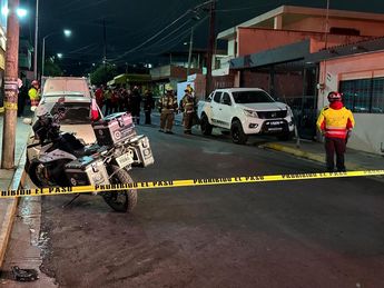 Protección Civil de Monterrey y Bomberos de Nuevo León atendieron el hecho. | Marcela Cuevas