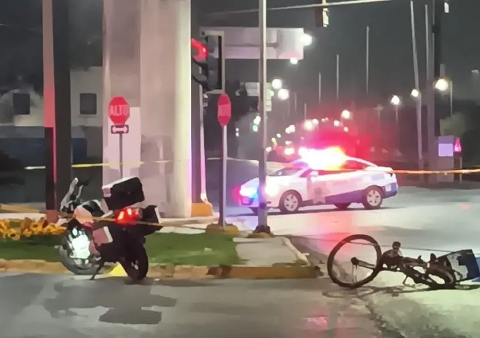 Adulto mayor provoca accidente y queda grave en San Nicolás; motociclista muere