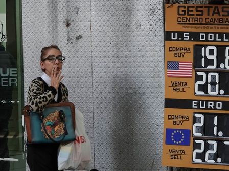 De acuerdo con los movimientos de los mercados, el peso va cambiando dependiendo de los acontecimientos económicos | Cuartoscuro