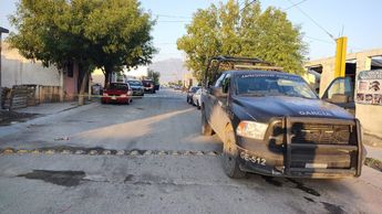 Matan a balazos a una mujer y hieren a un hombre en colonia Valle de San Blas en García. | Agustín Martínez