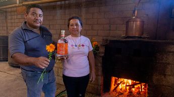 El mezcal 'Gato madre!' se produce en el municipio de San Diego La Mesa Tochimiltzingo, en Puebla | Melanie Torres