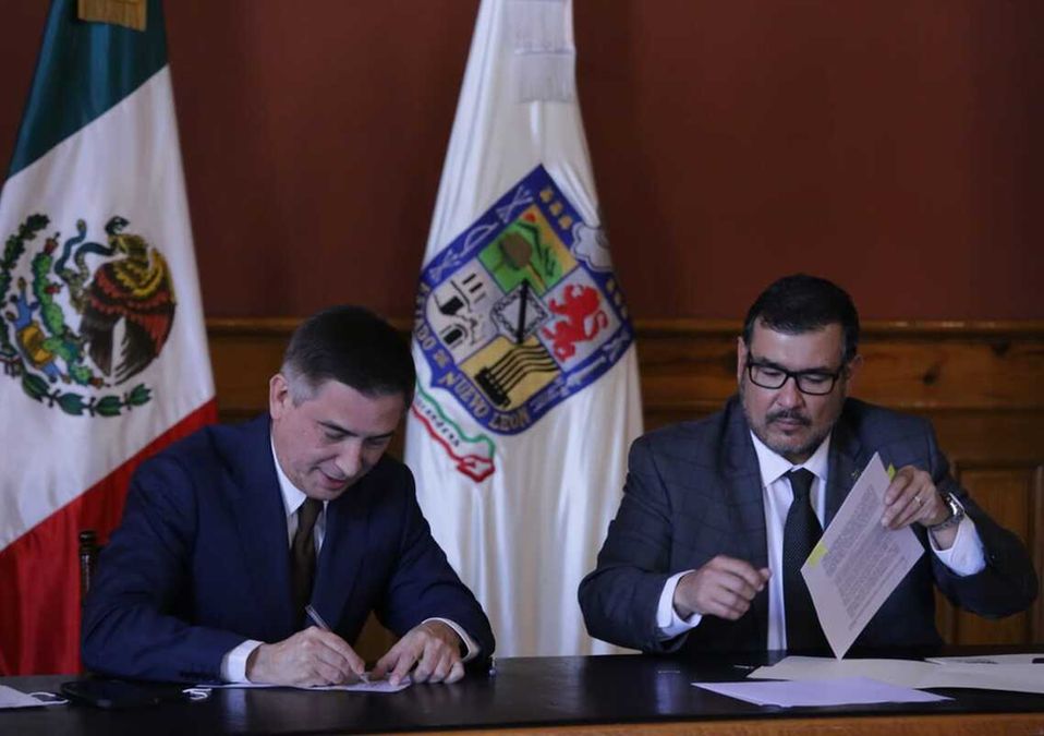 UANL becará a personal de la Secretaría de Seguridad Pública. / Jorge López