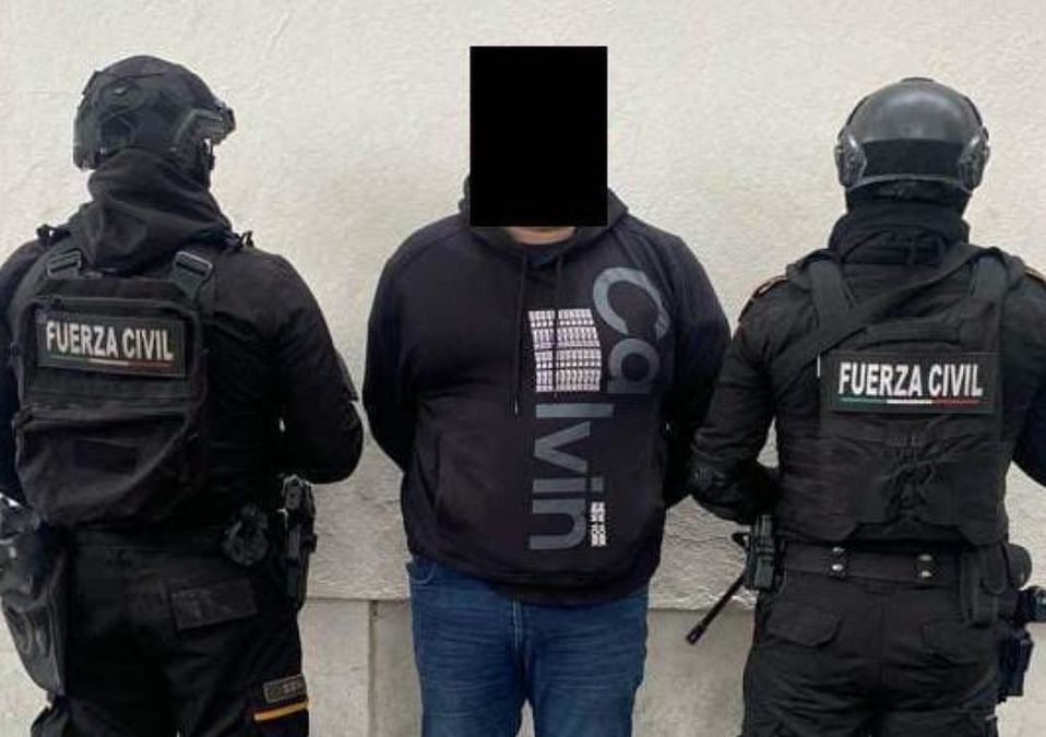 Cristian de 39 años fue detenido por elementos de Fuerza Civil. | Cortesía
