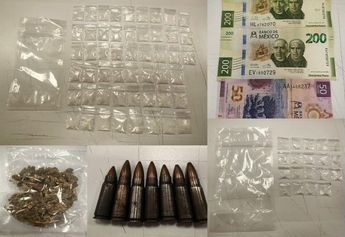 Dinero en efectivo y sustancias ilícitas le fueron aseguradas a 'El Armadillo' durante su detención en Chietla / Cortesía