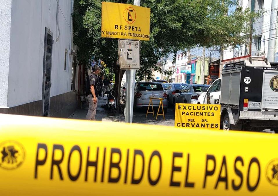 La agencia de viajes en el Centro de Monterrey ha sido señalada por incumplimiento de contratos. | Agustín Martínez