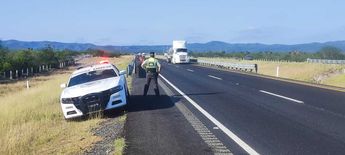 El percance no afectó la circulación de la carretera, pues se registró a un lado del acotamiento. | Francisco Zúñiga Esquivel