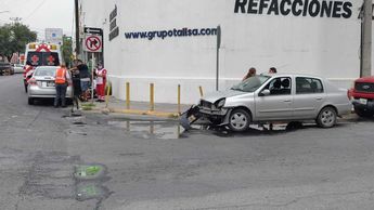 El choque de crucero fue protagonizado por dos autos compactos. | Agustín Martínez