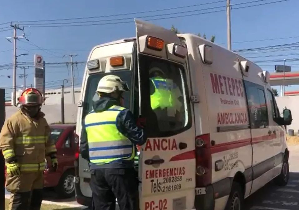 Rescatan a hombre que cayó de parapente en Valle de Bravo, Edomex; es el segundo caso en una semana