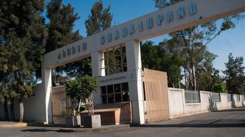 Denuncian reventa de nichos y retiro de restos en Panteón Jardín Guadalupano de Ecatepec. / Cuartoscuro