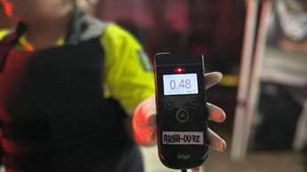 El vehículo del presunto responsable fue enviado a un depósito vehicular tras el incidente vial | Foto: Juan Carlos Munguía