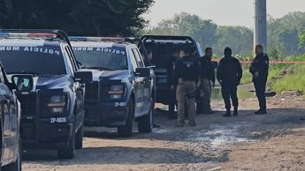 Los elementos de la Policía Muncipal de Zapopan solicitaron el apoyo de los servicios médicos para atender el cuerpo | Juan Carlos Mungía