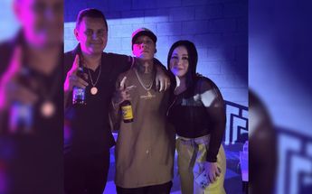 Pareja de Monterrey se viraliza en show de Brincos Dieras | Especial