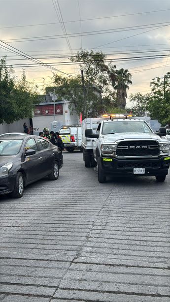 Cuerpos de auxilio como Protección Civil de Nuevo León atendieron el hecho. | Fabricio Gallegos