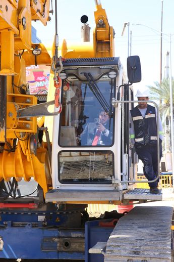 Samuel García encabezó el inicio de los trabajos de perforación de la segunda fase de la Línea 4 del Metrorrey. | Raúl Palacios