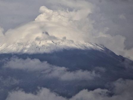 El semáforo de alerta volcánica del Popocatépetl está en Amarillo Fase 2 HOY 23 de junio 2025 / Andrés Lobato