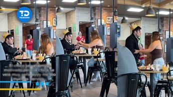 La mujer decidió irse tras la propuesta de matrimonio en Burger King. | Especial