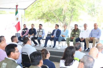 El evento para enmarcar la llegada de agua del Acueducto El Cuchillo II tuvo la presencia de diversos funcionarios. | Raúl Palacios