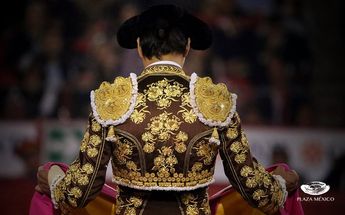 Oro y tabaco / Galería La México