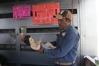 Alejandro Silva restaura Niños Dios en Amalucan | Melanie Torres