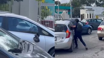 Estudiantes captan a hombre tocándose afuera del campus de Ciencias de la Salud de la UANL