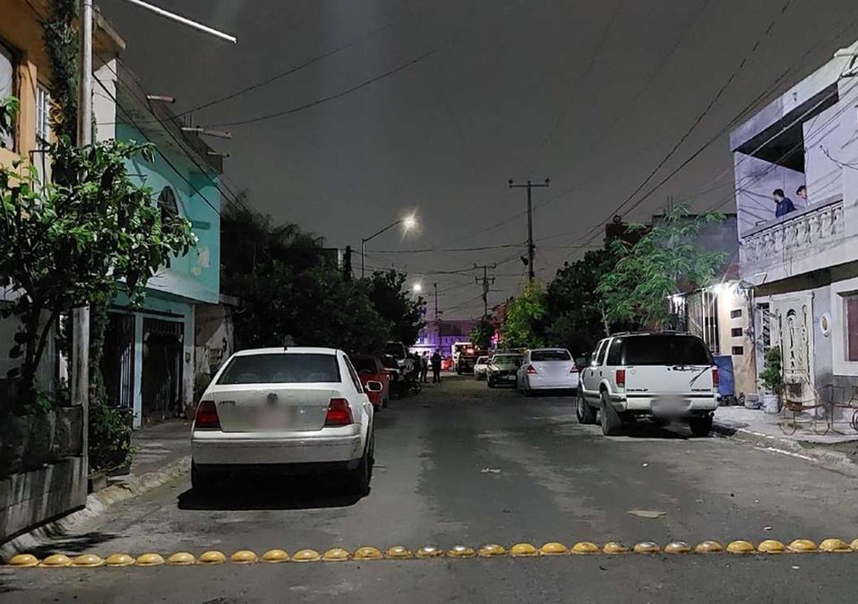 Un hombre murió tras un ataque a balazos en la colonia Prados de Santa Rosa. | Leyda Estrada