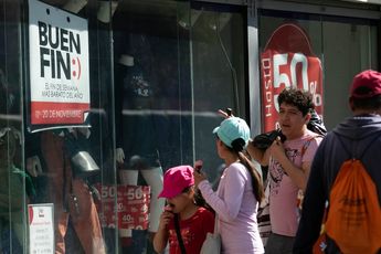 Las promociones del Buen Fin son esperadas por miles de poblanos por representar una época de descuentos / Agencia Cuatoscuro