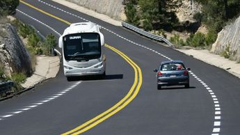 La Central de Autobuses de Querétaro es uno de los principales puntos de conexión terrestre en la zona centro de México.