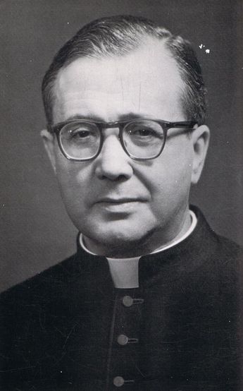 Josemaría Escrivar murió debido a un paro cardiaco/ Especial
