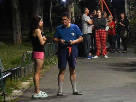 Los mexicanos deben permanecer al aire libre hasta que termine el temblor | Cuartoscuro