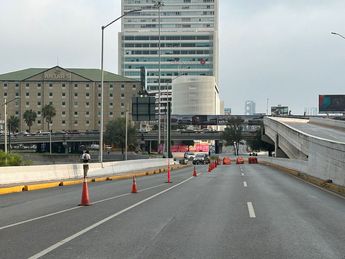 Cierres viales en el túnel de la Loma Larga. | Pedro Delgado