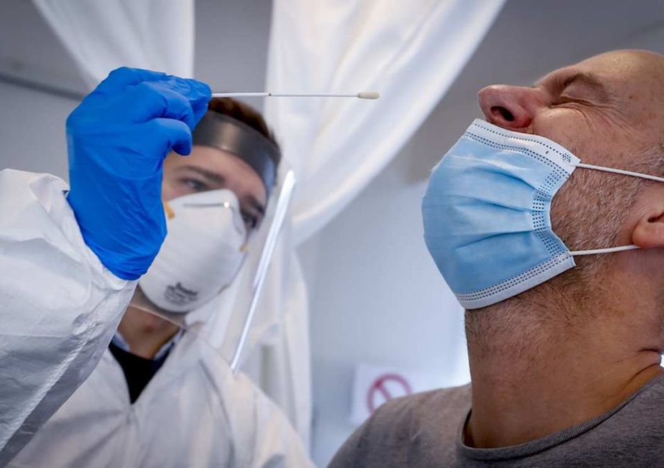 Las autoridades federales de salud reportaron solo 36 casos de covid-19 en todo México. | Archivo