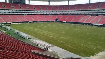 Así luce la cancha del estadio Akron / Juan Manuel Figueroa