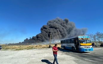 Incendio en San Nicolás hoy 4 de febrero | Roberto Alanís