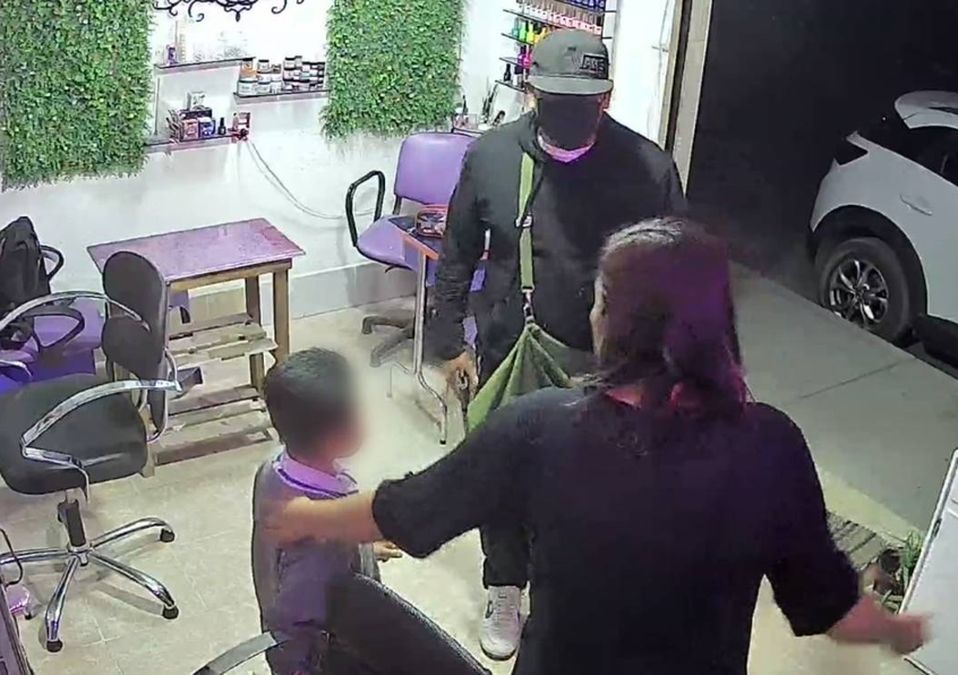 El asalto ocurrió en una estética de Tizayuca, Hidalgo. El niño resultó ileso