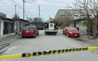 El cuerpo fue localizado aproximadamente a las 8 de la mañana del sábado sobre la calle la Petaca. | Pedro Delgado