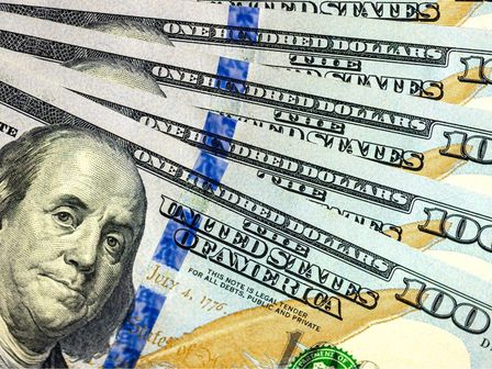 Peso mexicano se posiciona como una de las monedas favoritas de los inversionistas.